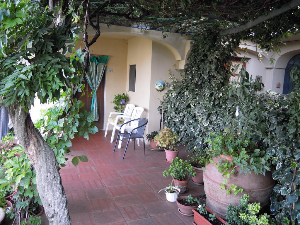 Bel Panorama Tre Casa de hóspedes Pelago Exterior foto